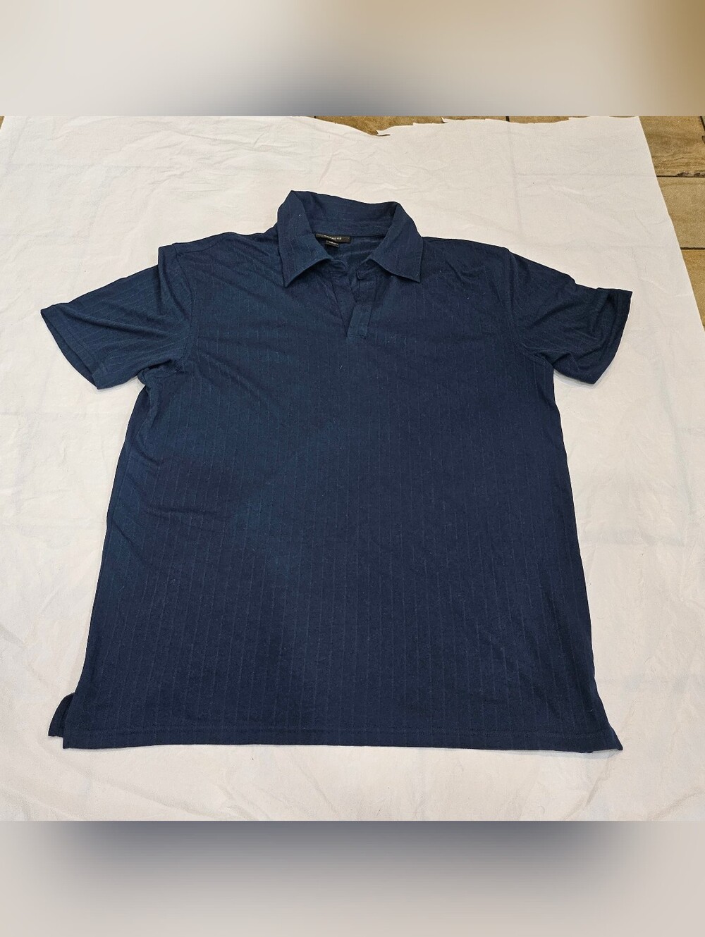 Express Men's Geo Striped Textured Johnny Collar Polo. Sz L